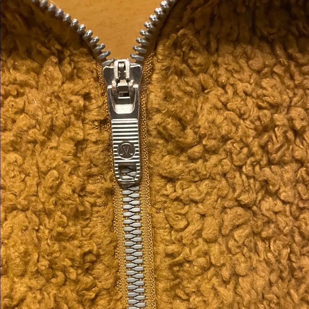 Lululemon Athletica Sherpa Jacket - Image 4