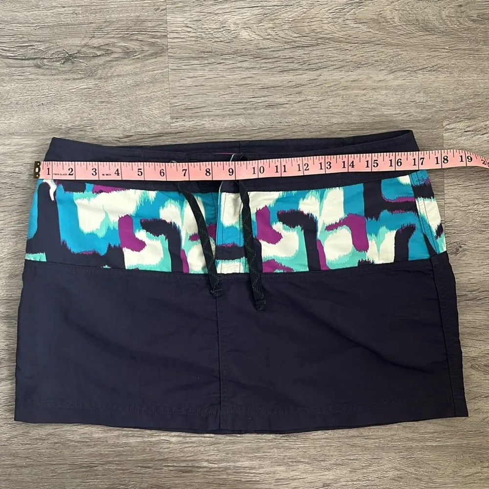 Patagonia Board Skirtie Women's Mini Skirt Size 8 Swim Surf Graphite Navy - Image 4