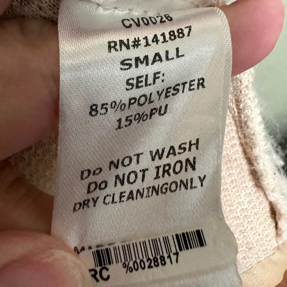 cream faux vest - Image 4