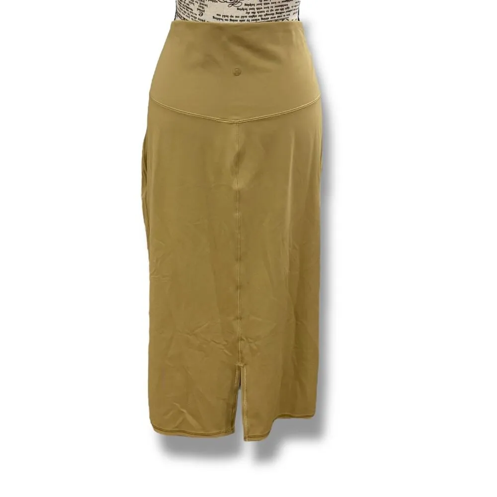 NWT Lululemon Size 14 Nulu Slim - Image 8