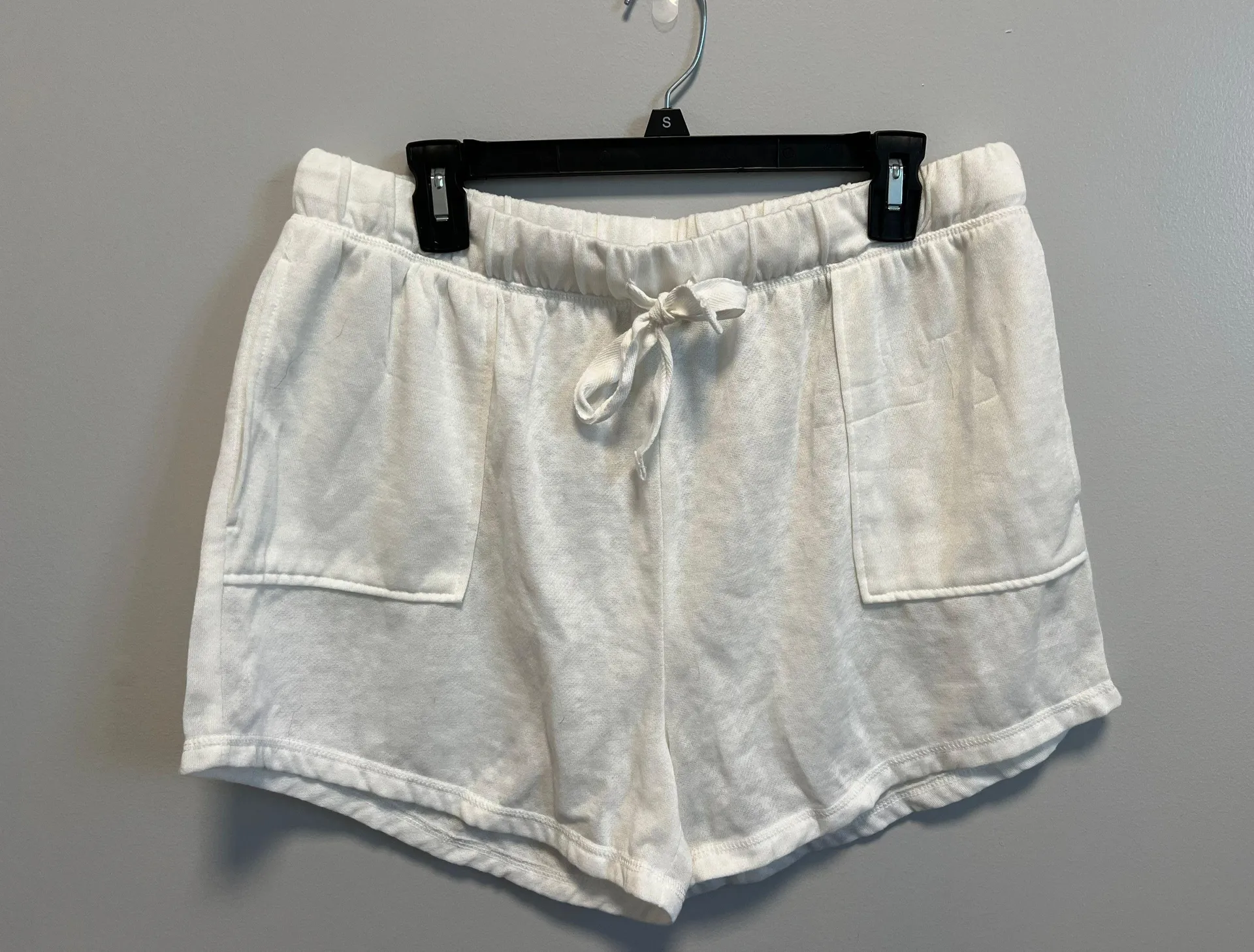 Wonderly White Lounge Shorts - Image 2