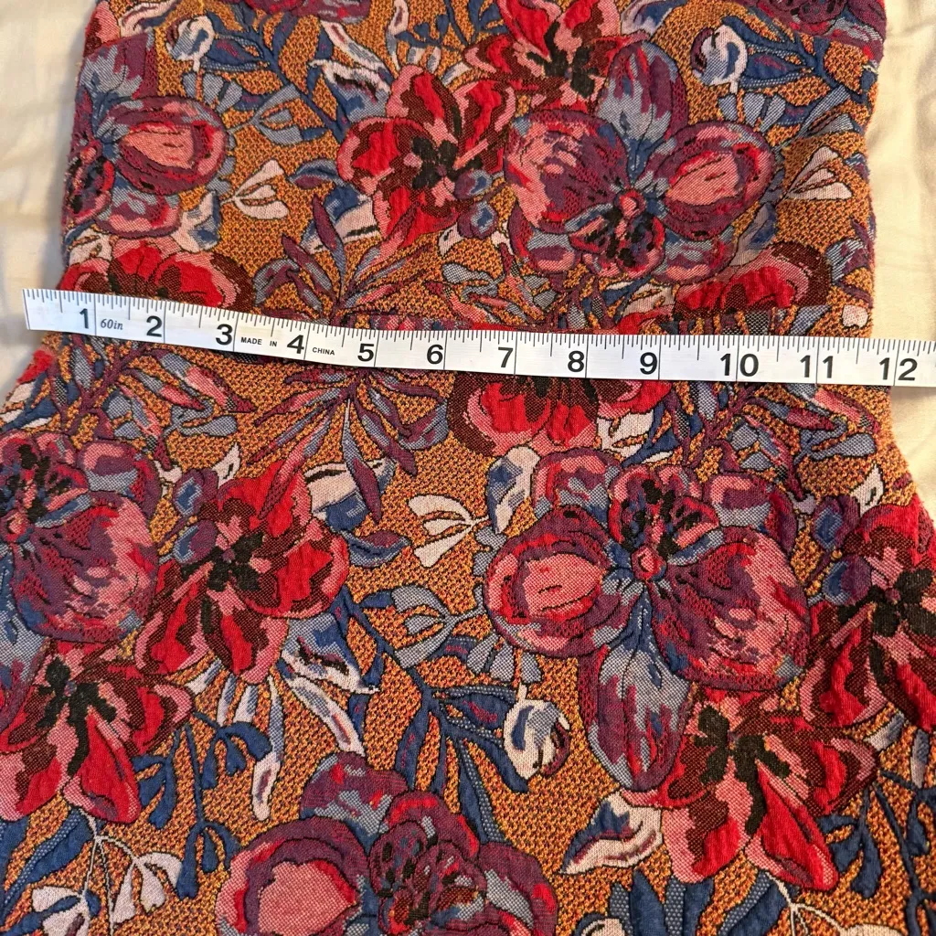 Urban Outfitters Women Size XS Sleeveless Jacquard Embroidered Floral Mini Dress - Image 9