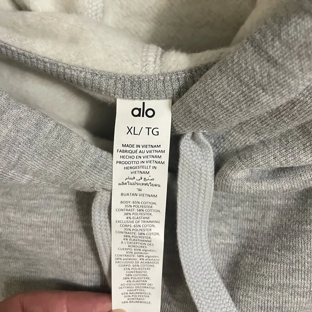 NWT Alo Yoga Accolade Hoodie Athletic Heather Grey Size XL - Image 12