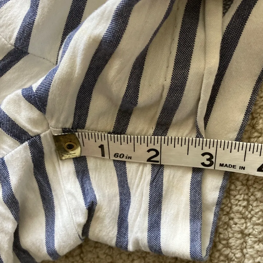 Gap Striped Chino Shorts 2.75” Size 8 Blue White Preppy 100% Cotton EUC - Image 4