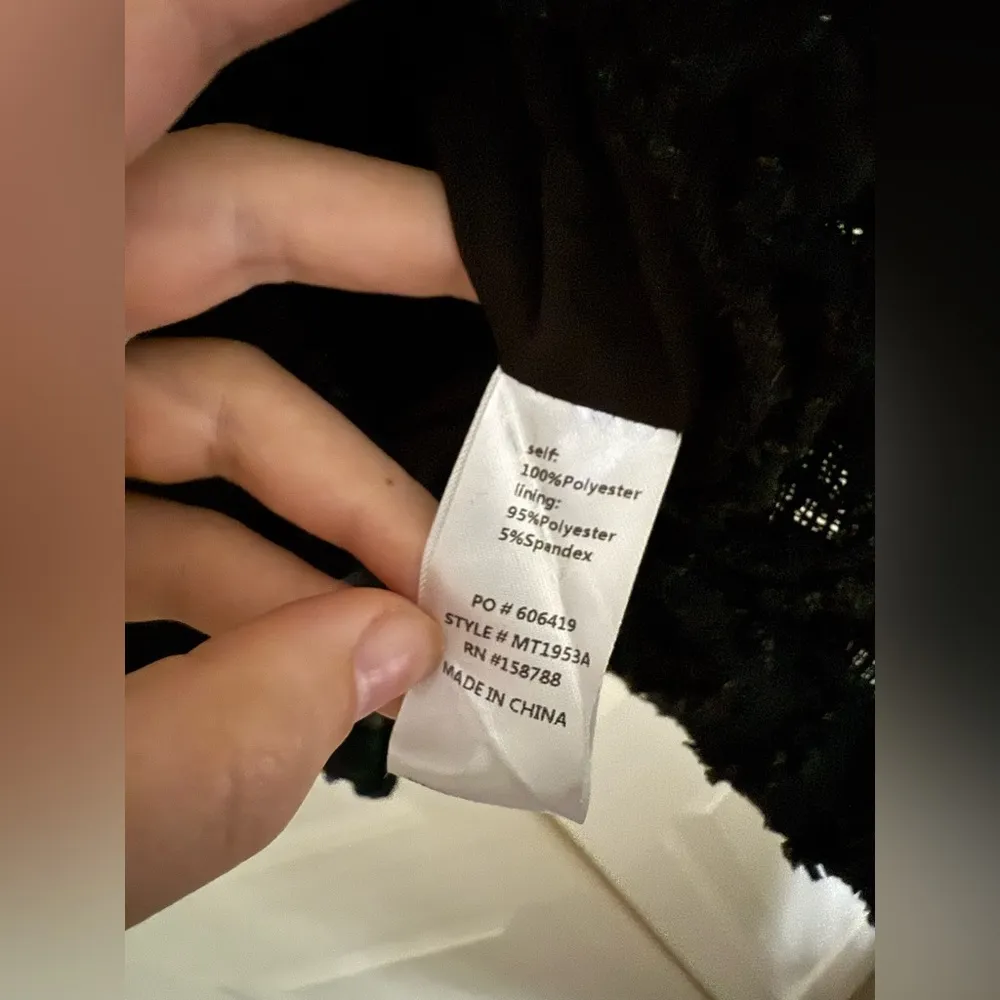 NWT Mable Aarna Frayed Babydoll Tank Top Black Peplum Top Textured Size Medium - Image 8