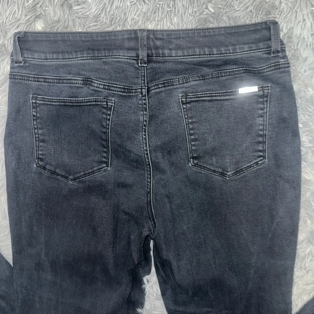 Plus Size Chico's Black Skinny Jeans Classic‎ Style - Image 3