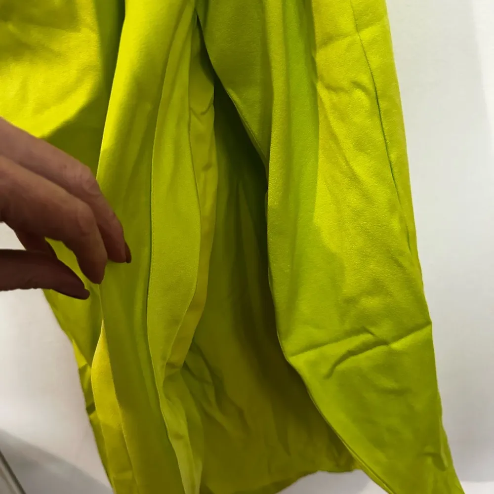 ELLIATT Cassini Midi Dress One Shoulder Ruche in Chartreuse Green Yellow Size M - Image 5