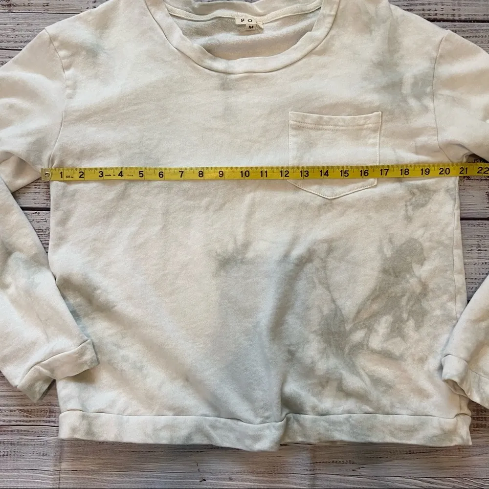 POL White with Gray Tie Dye Crew Neck Sweatshirt.  Size Medium. - Image 8