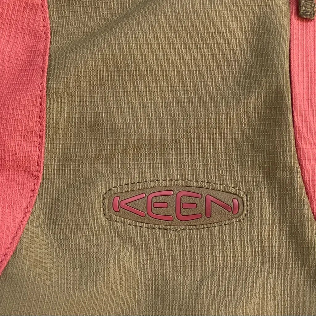 Keen Salmon Olive Bag Hybrid Transport Shoulder Travel Outdoors Hiking Pockets - Image 2