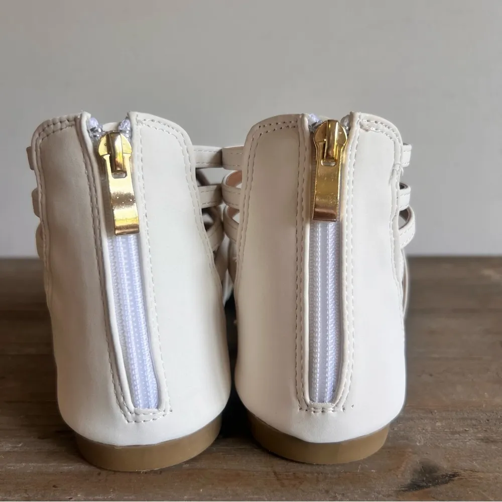 JOURNEE Collection Hanni White Women's Gladiator Shoe Size 6.5 #B1407A - Image 7