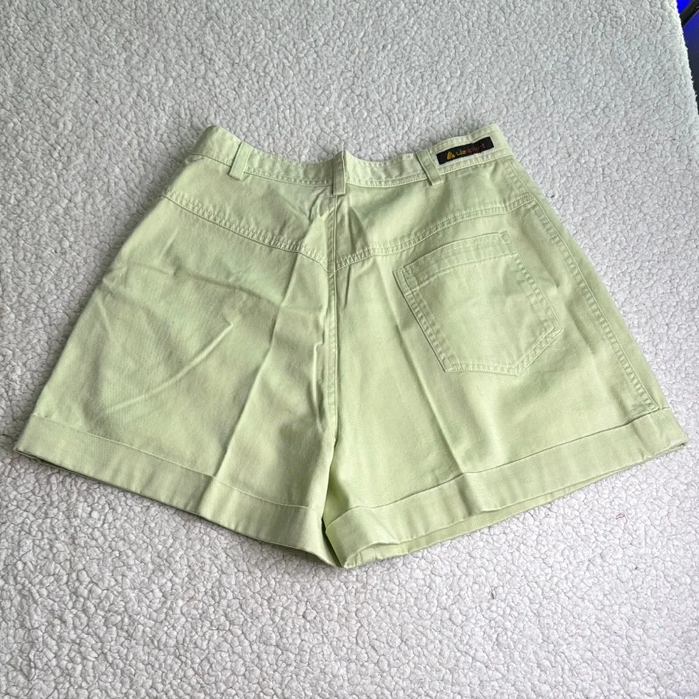 Lizsport Vintage Pleated Women's Light Green Shorts Size 8 - Image 6