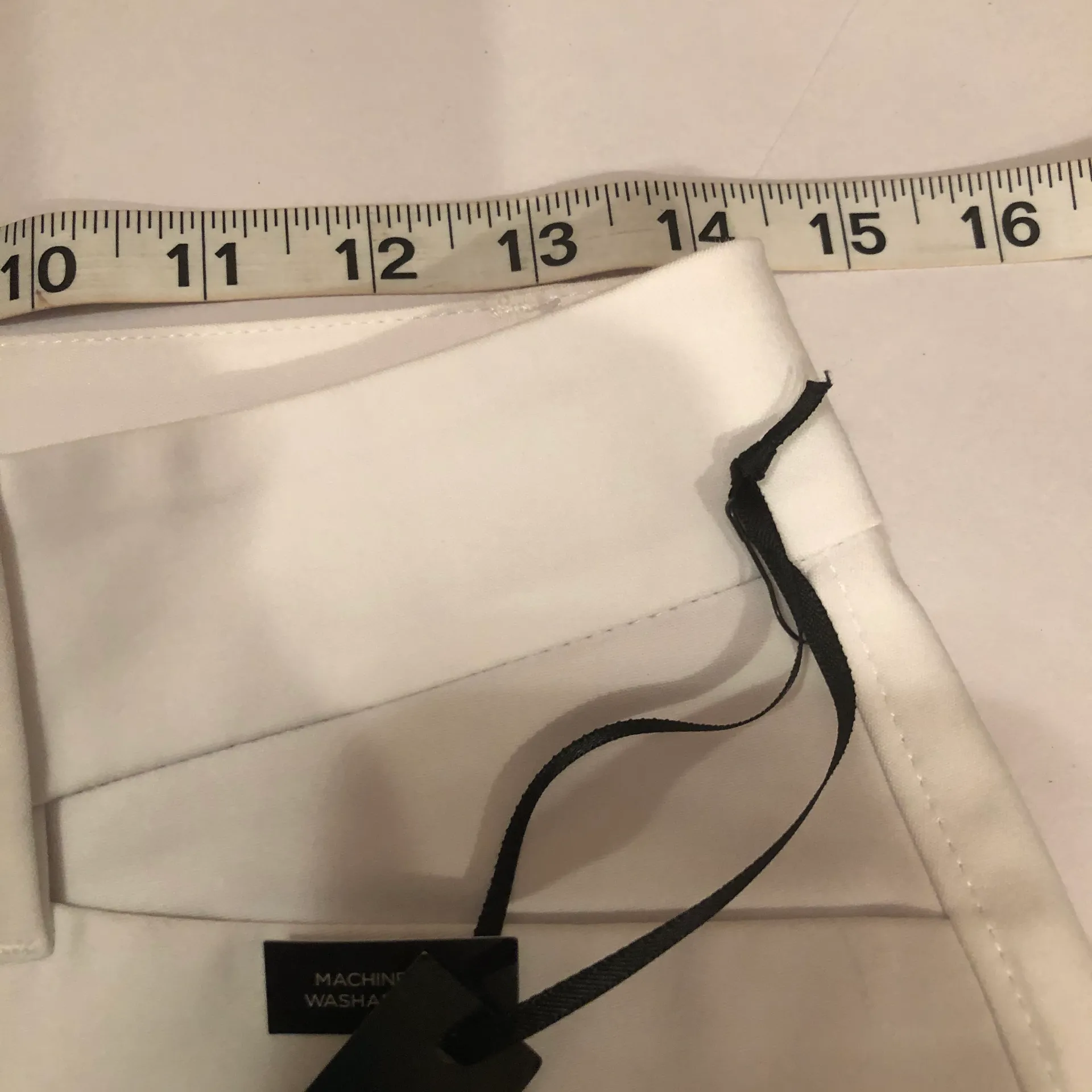 NWT WHBM white crop pants size 2 - Image 4