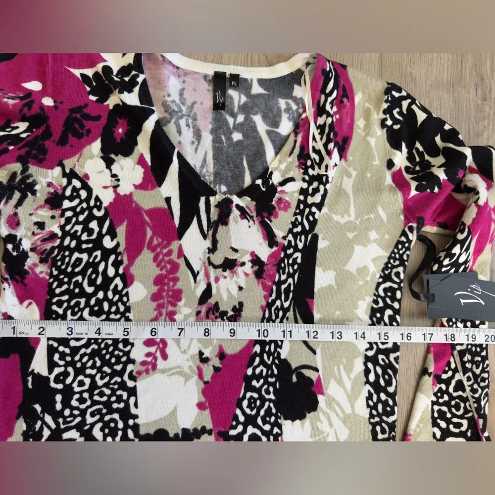 Women's Multicolor Patterned Top Petite. White Size undefined - Image 7