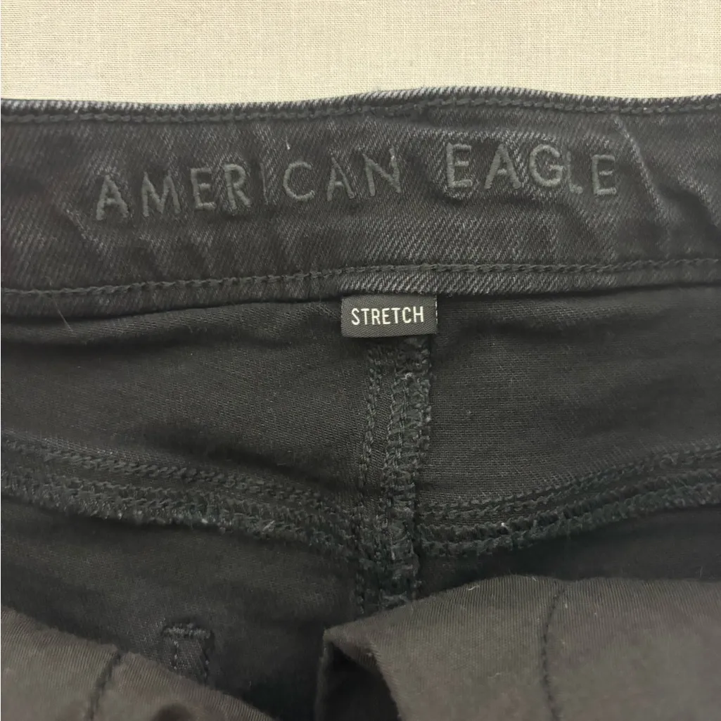 American Eagle Jean Shorts Size 6 Black Stretch Denim Distressed Summer - Image 12