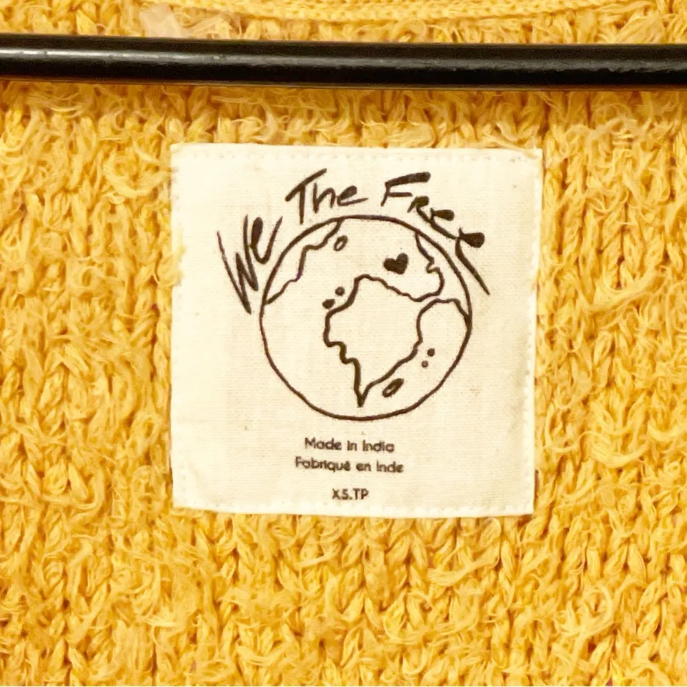 Free People Size XS Yellow Gold Fuzzy Knit V Neck Slub Sweater - Image 3