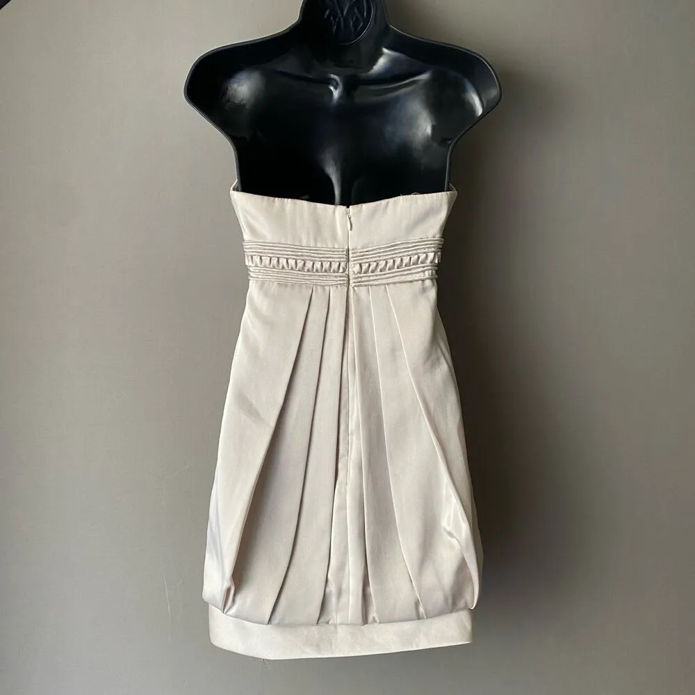 BCBG Maxazria‎ sz 0 beige sleeveless pleated mini cocktail dress - Image 7