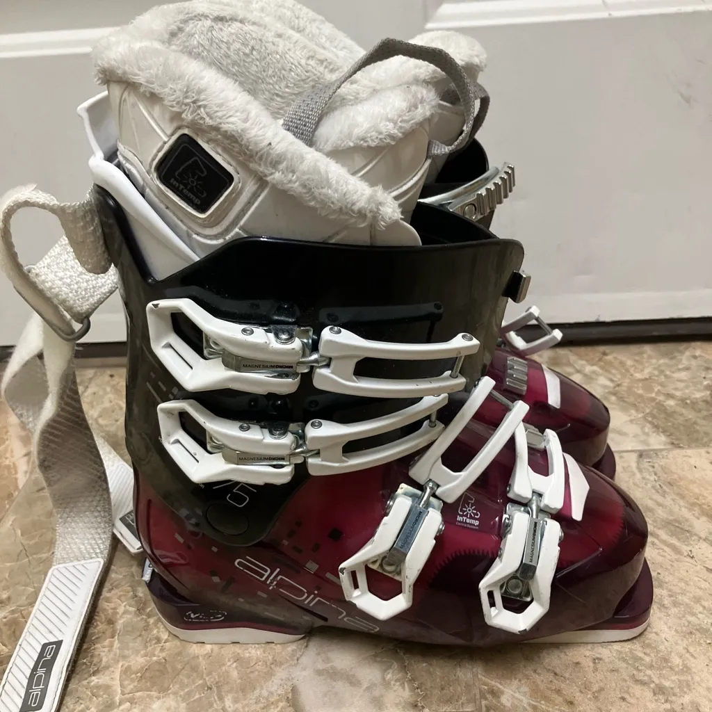 Women’s Alpina Eve 75 Heated Ski Boots Size 235, US Womens 5.5, Pre - Image 7