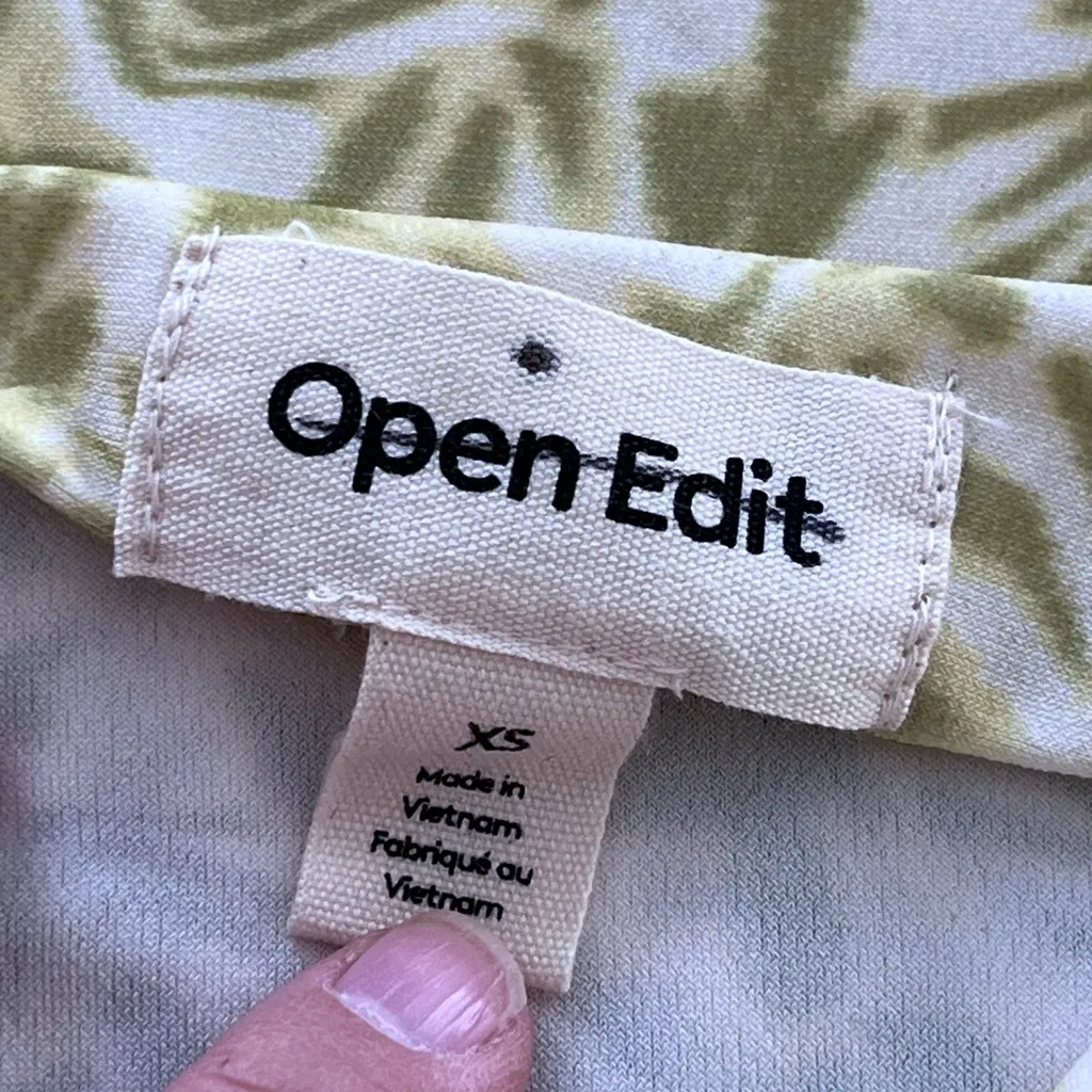 Open Edit  Ruched Cutout Mock Neck Top Size XS - Image 7