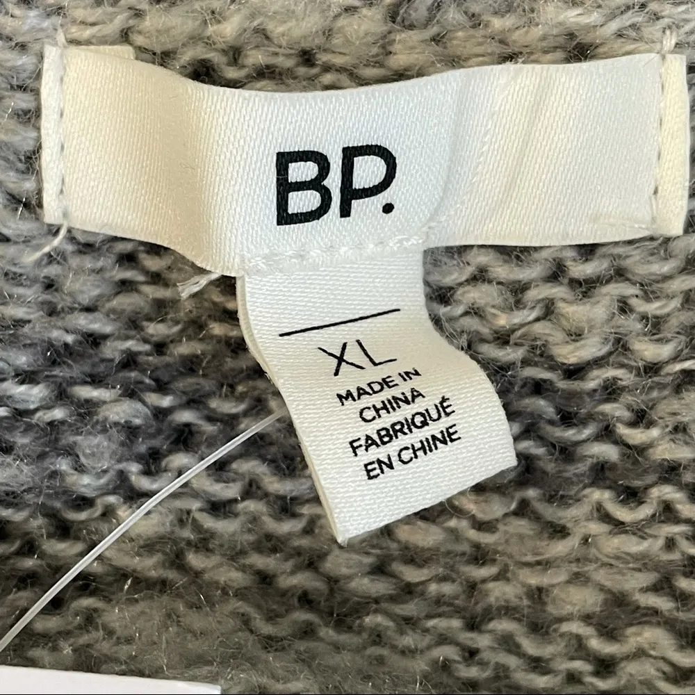 BP Vneck Crop Sweater - Image 4