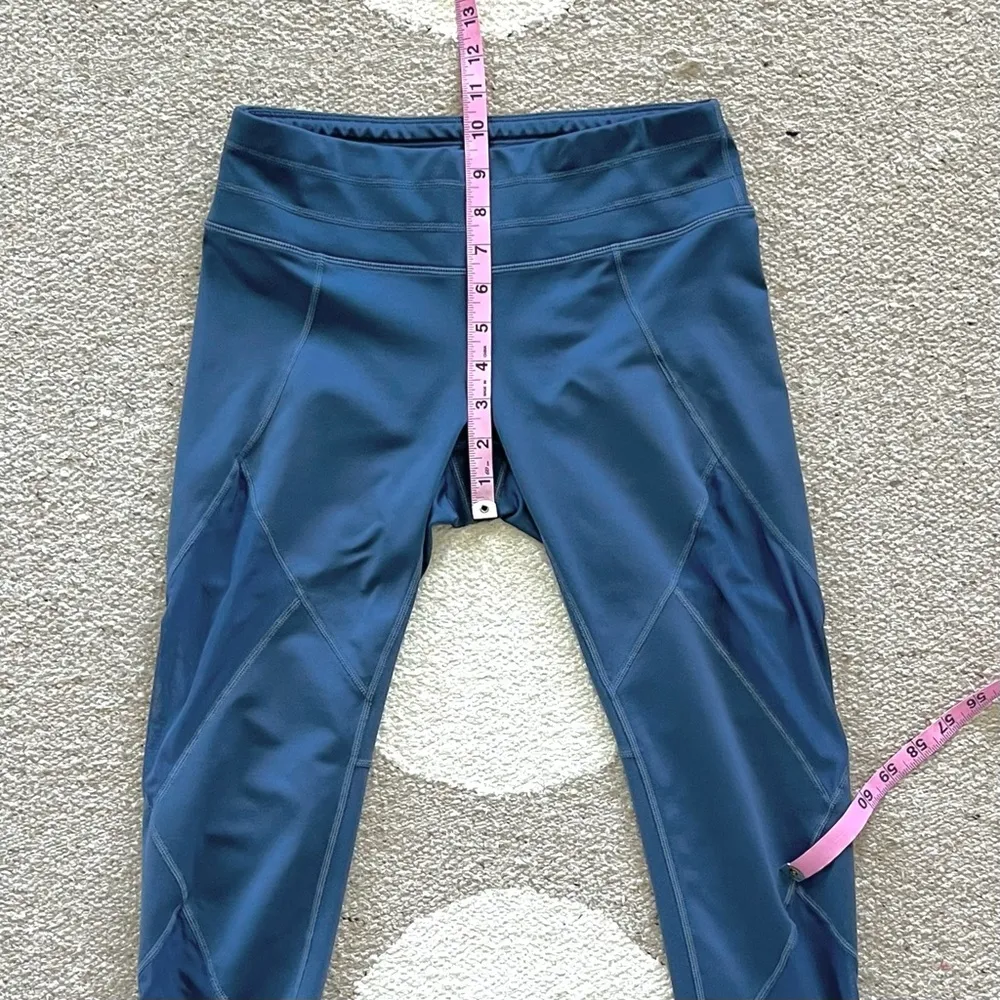 Sonar Mesh Capri in Iron Blue Small Tall - Image 5