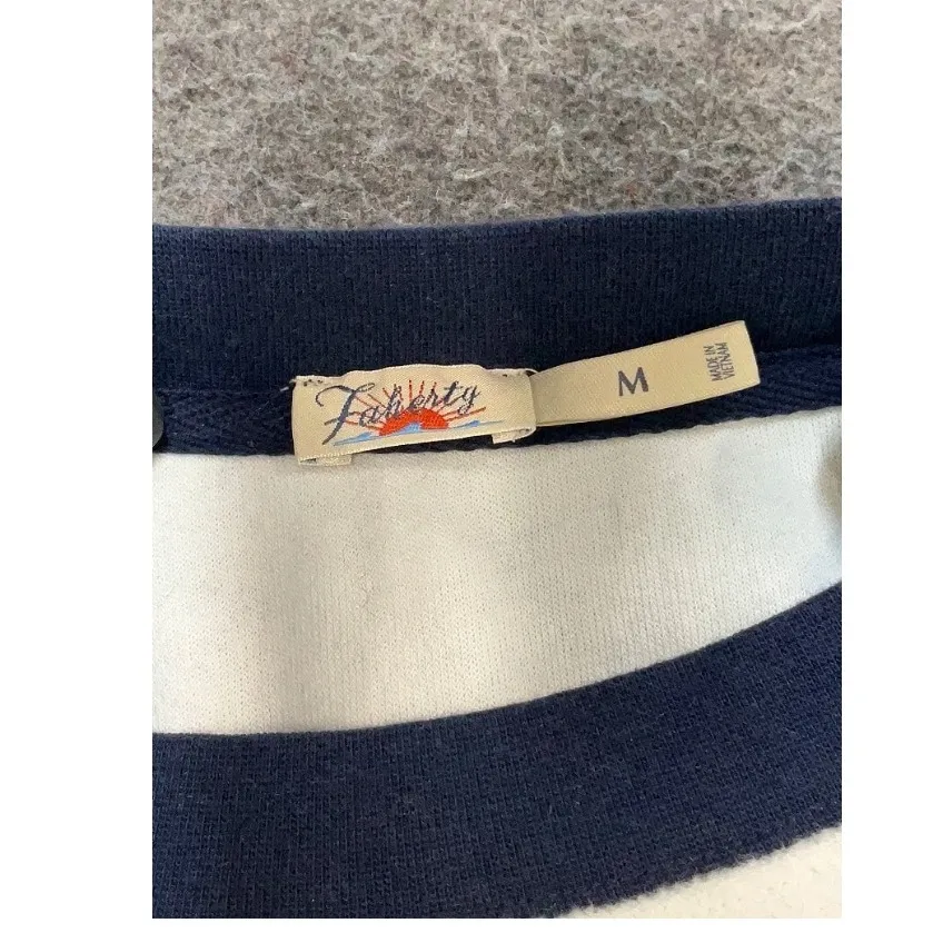Faherty Beach Fleece Ringer Crew Sweatshirt White Navy Stripe Long Sleeve Top M - Image 6