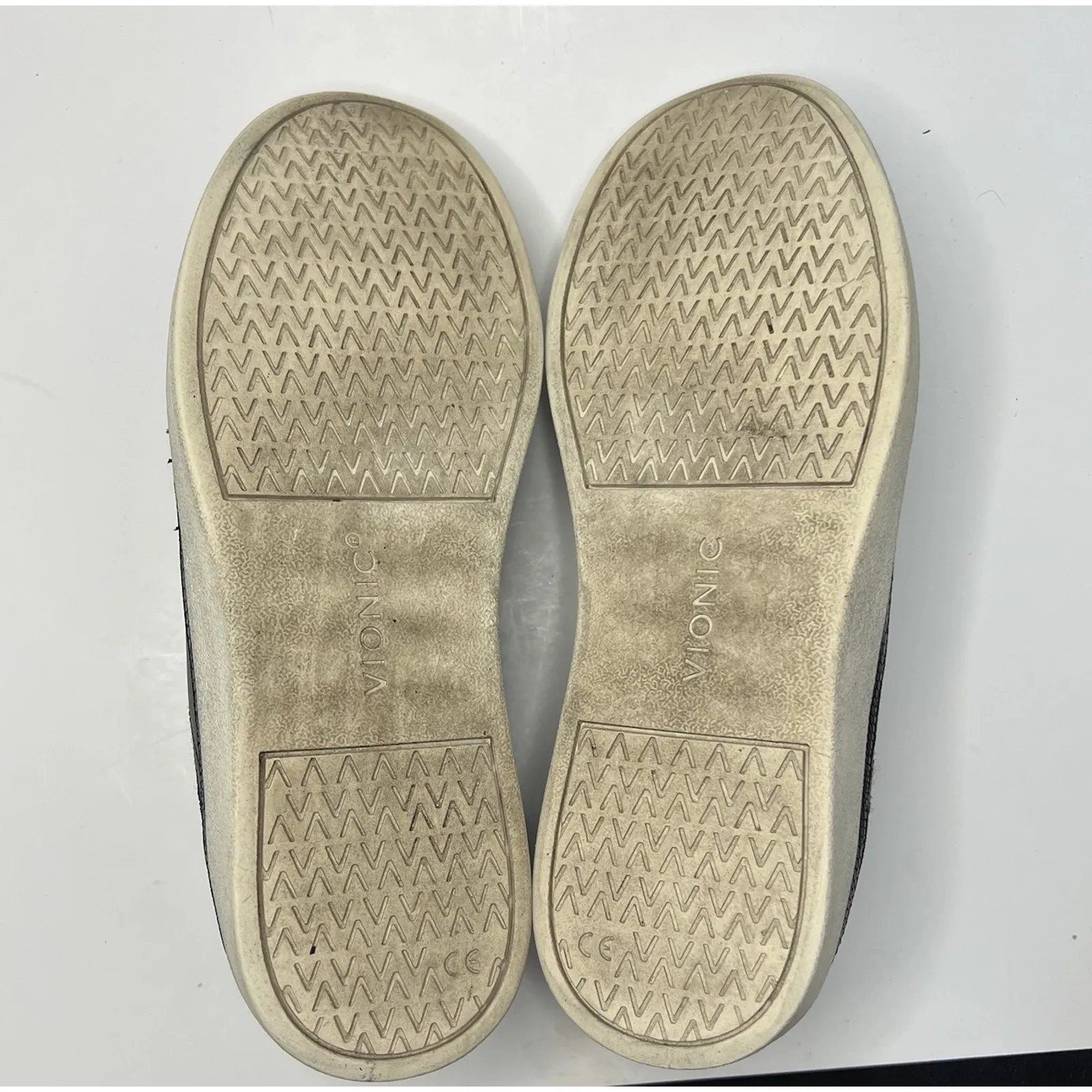 Vionic Zinah Womens Black Leather Nubuck Slip On Sneaker Size 9 Casual Shoe - Image 7