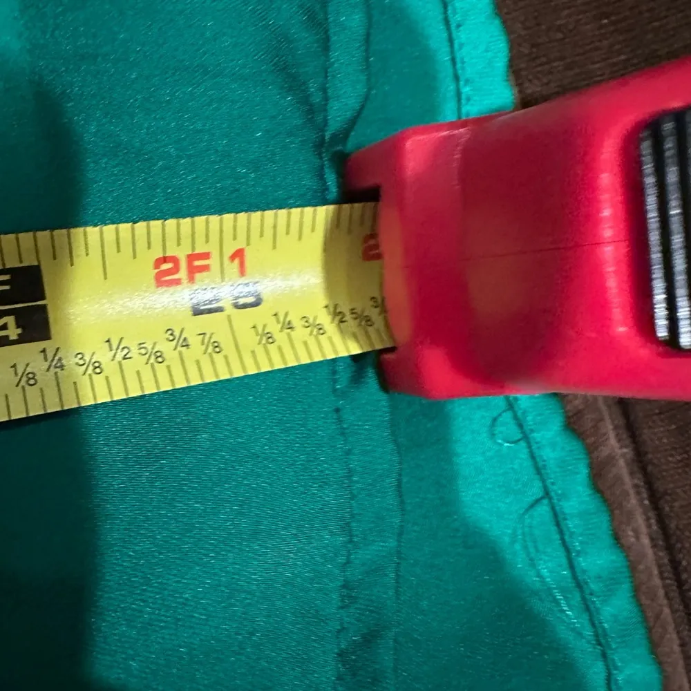 Dana Buchman Satin Emerald Green V Neck Metal Buttons & Metal Hooks Sleeve  Sz M - Image 12