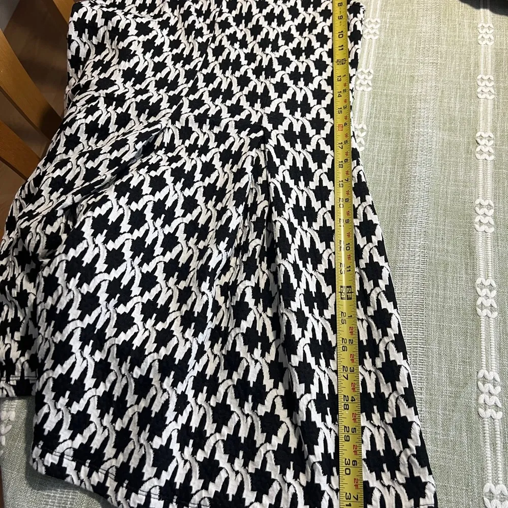 Clearance 50% off Sleeveless Dress with Pleated Skirt, Size S/M Black Size M - Image 7