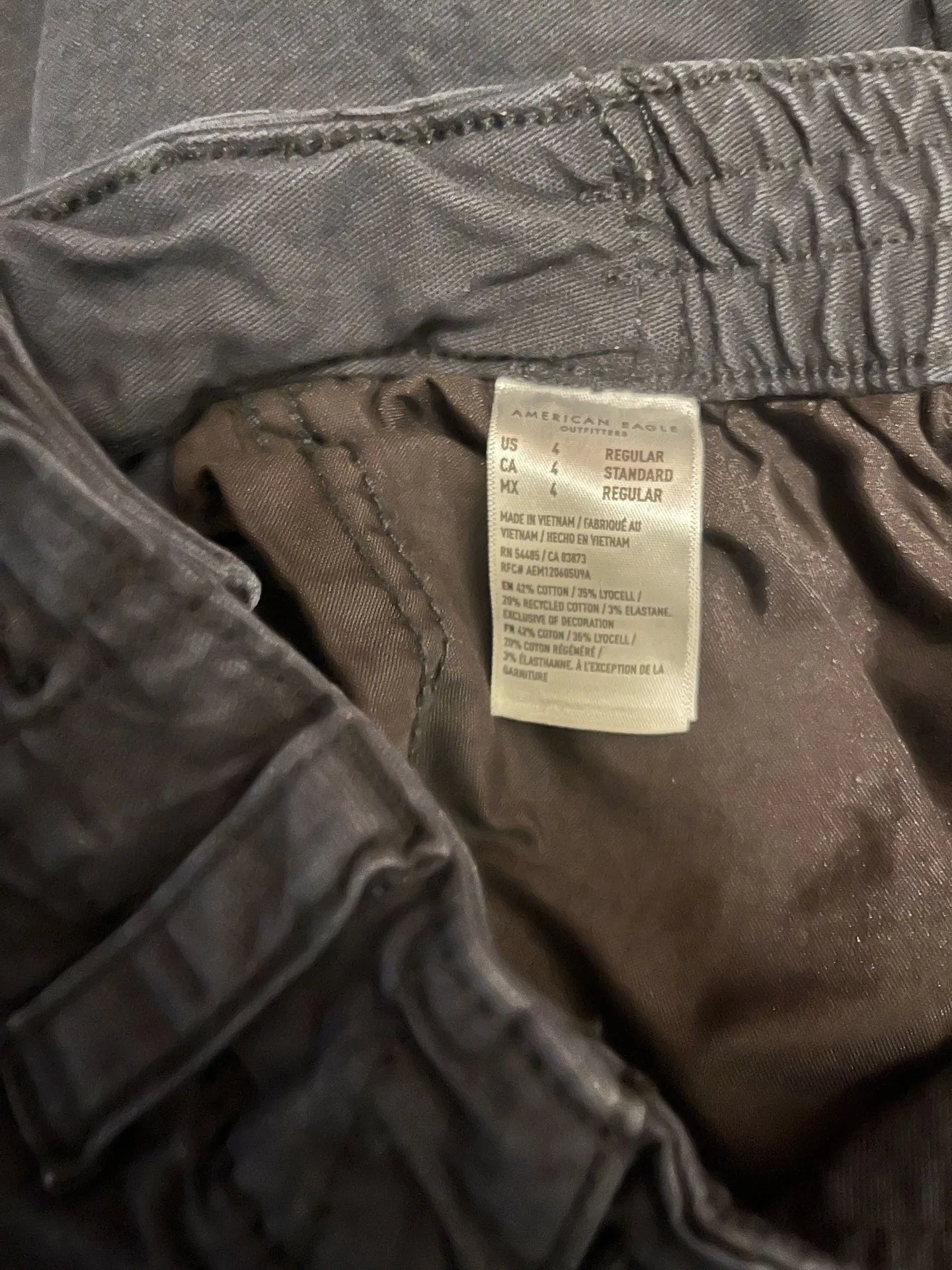 American Eagle Cargo Pants - Image 3