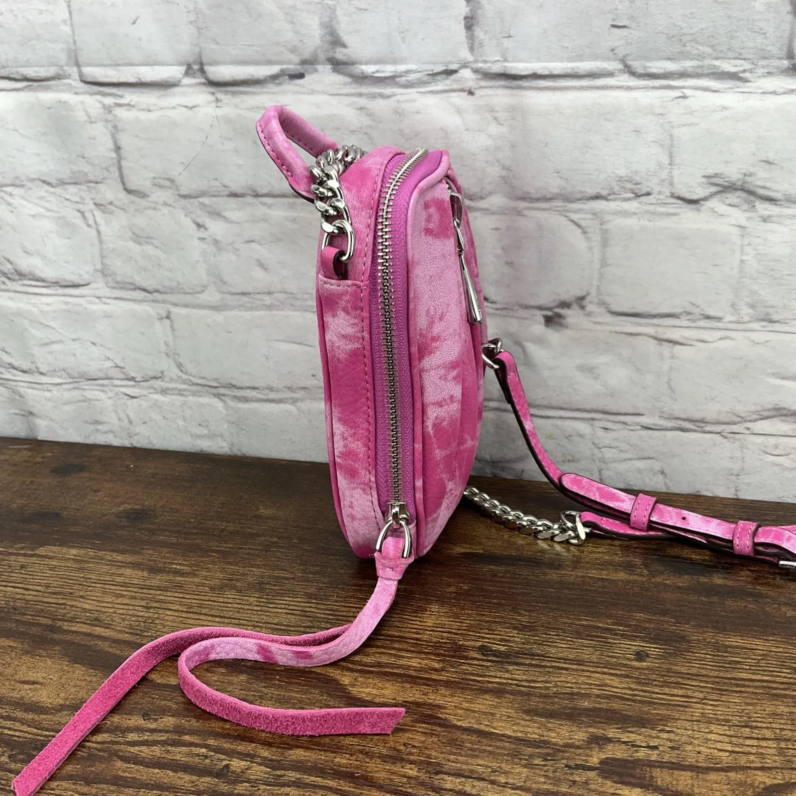 Aimee Kestenberg  Leather Crossbody with RFID Tamitha Pink‎ - Image 3