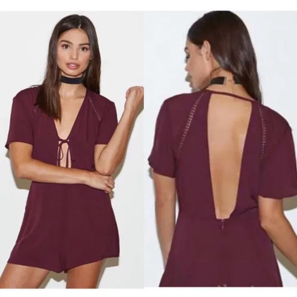 Kendall & Kylie Burgundy Tie Front Open Back Romper Jumpsuit Shorts Size Small - Image 2