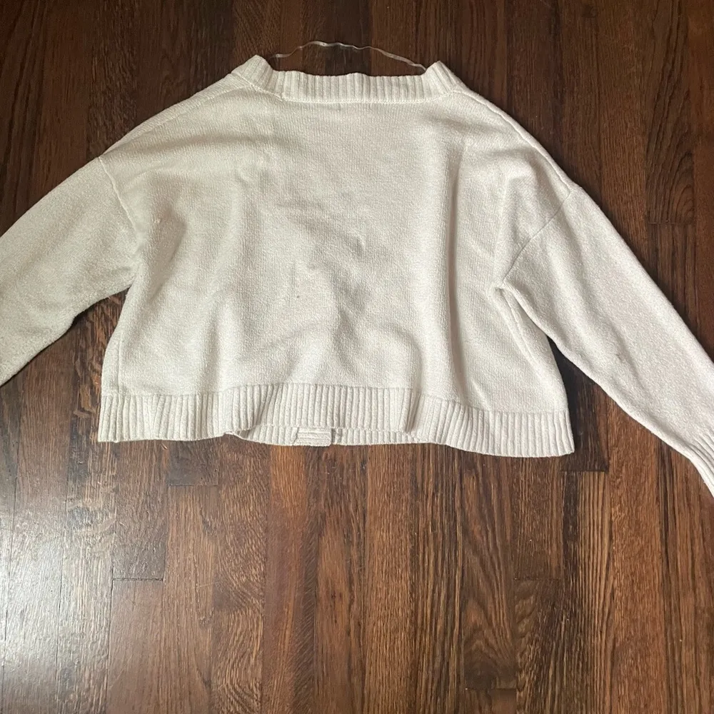 Wild fable cropped white sweater - Image 5