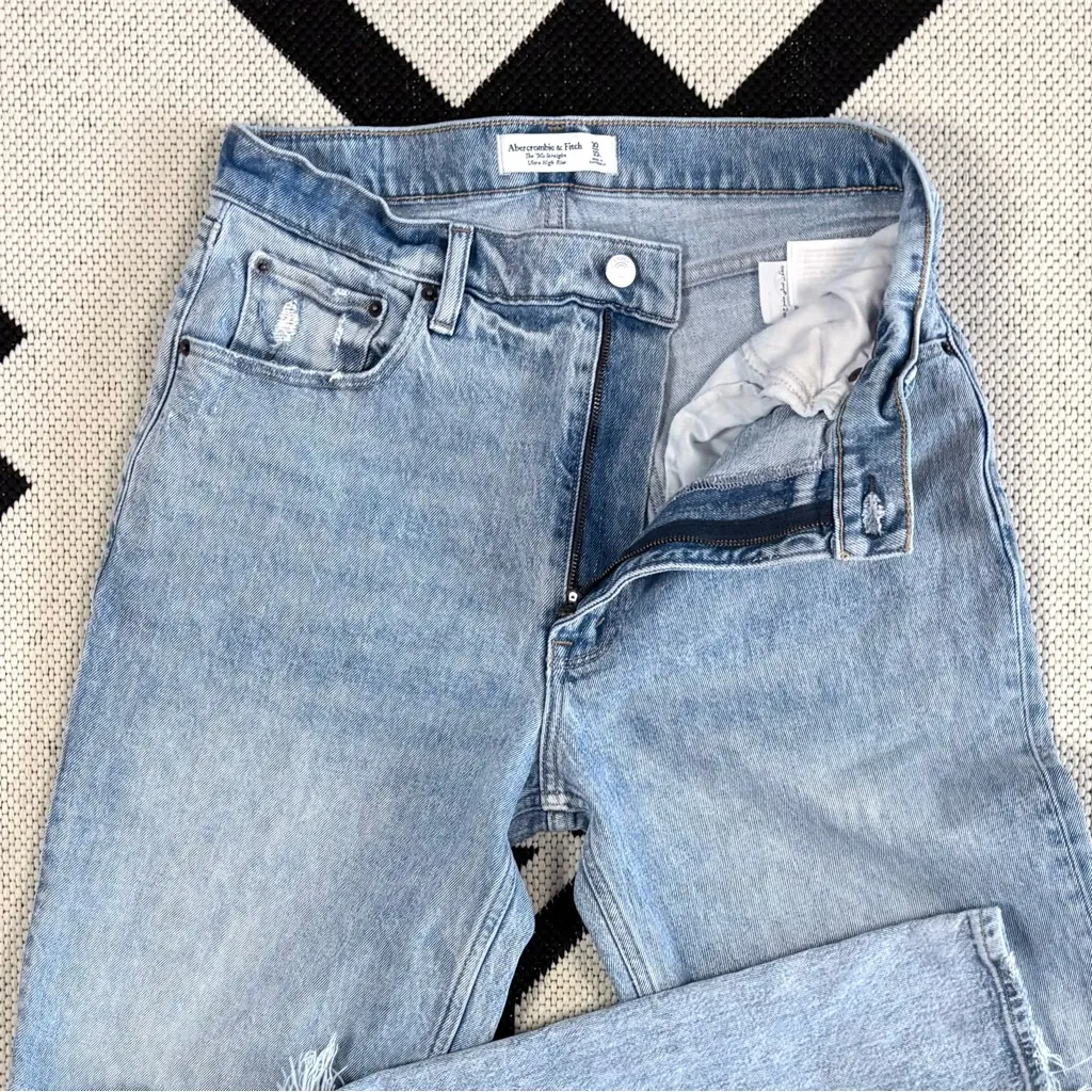 Abercrombie & Fitch The '90s Straight Ultra High Rise Jeans 10/30L - Image 13