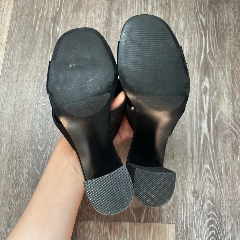 Ann Taylor Factory Black Suede Slip On Block Heel Sandals Heels Size 6 - Image 6