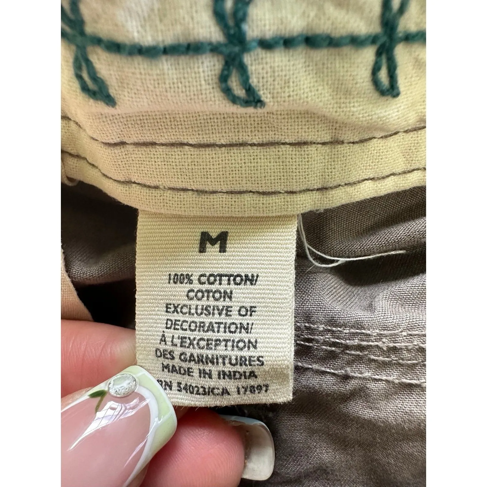 Old Navy's Women's 100% Cotton Classic Rise Drawstring Tie Hem Crop Pants M - Image 5