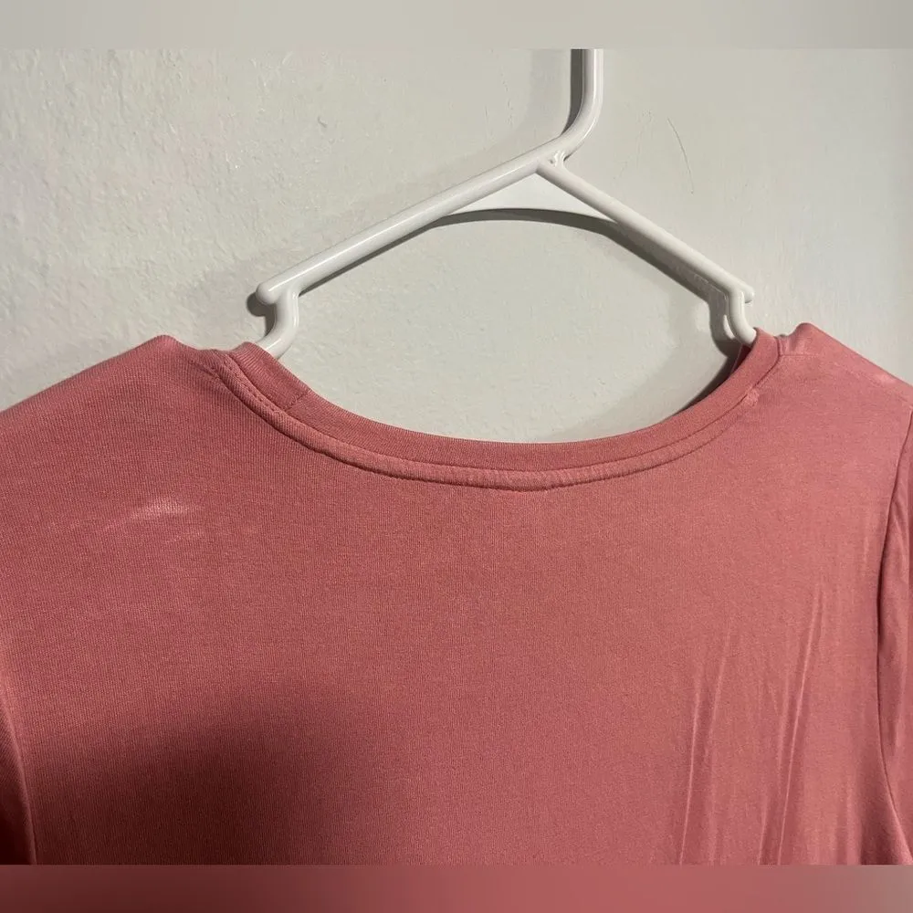 Old Navy Luxe Top - Image 4