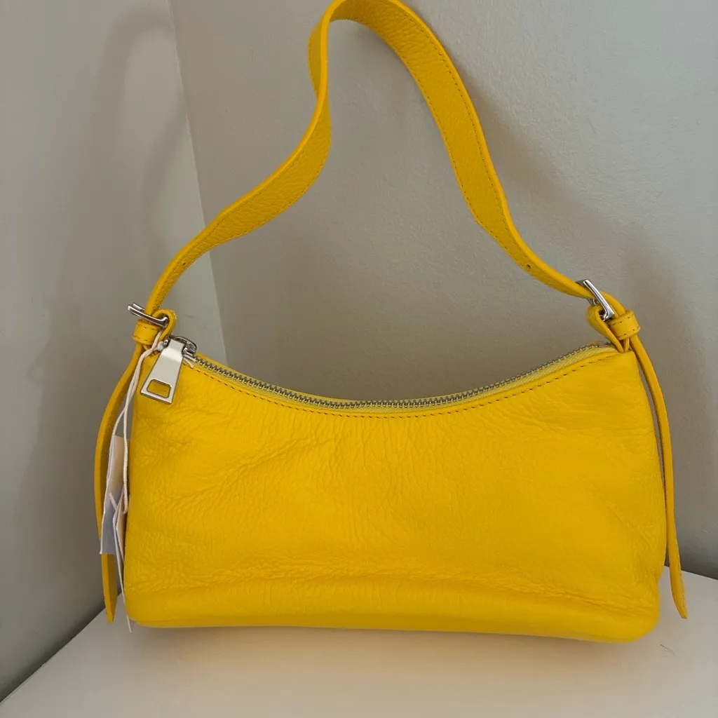 & Other Stories Yellow Leather Shoulder Bag NWT - Image 2