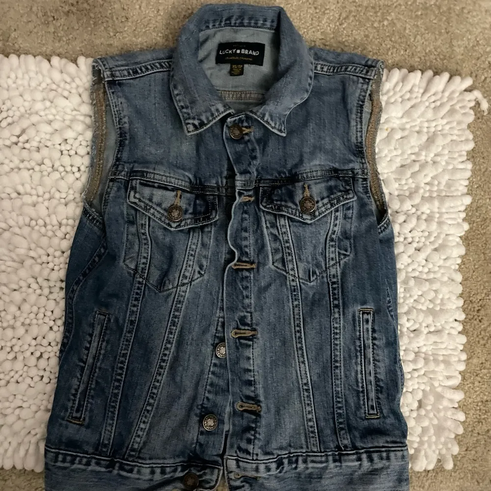 Lucky Brand Denim Vest XSmall - Image 4
