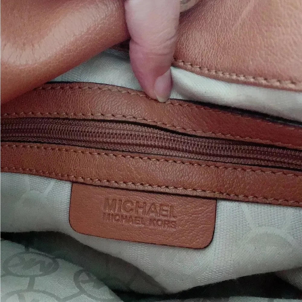 Michael Kors Hamilton Leather Brown Hand / Shoulder Bag - Image 8