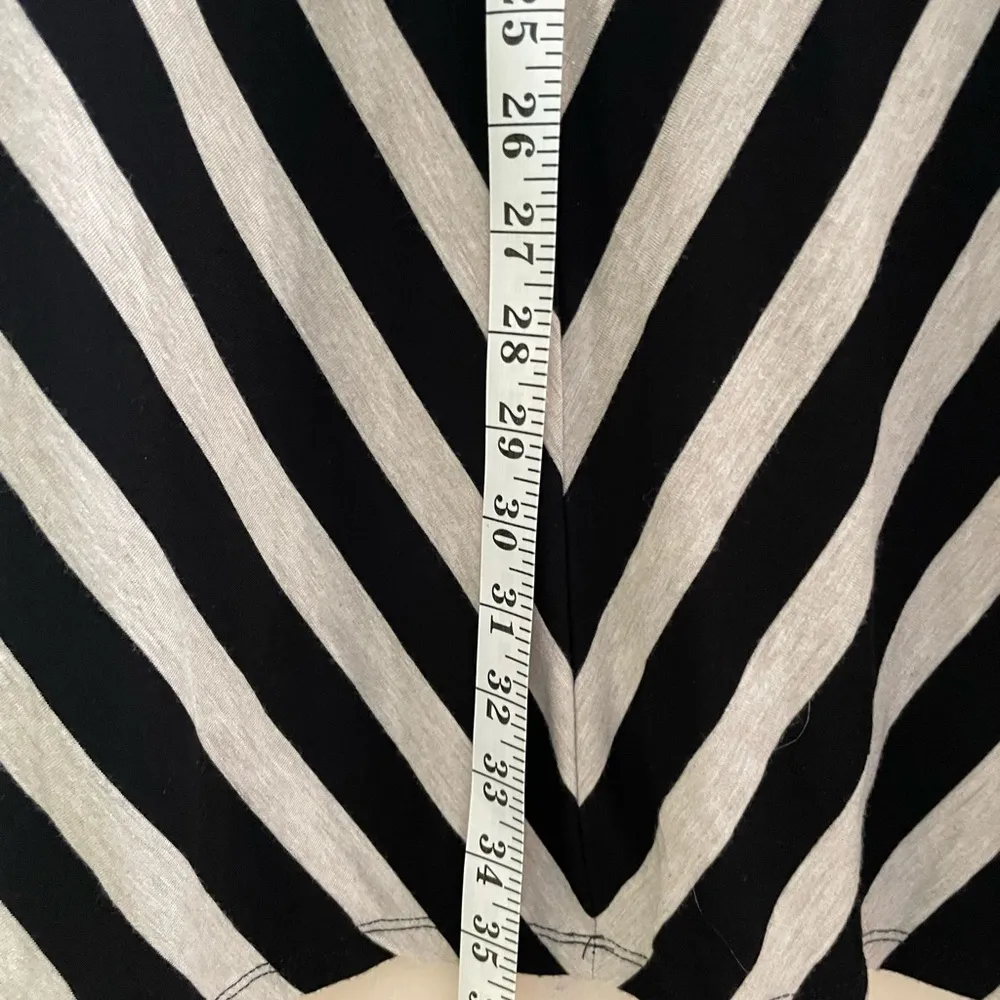 Disney Parks Chevron Pattern Long Skirt Size XS A4 - Image 6