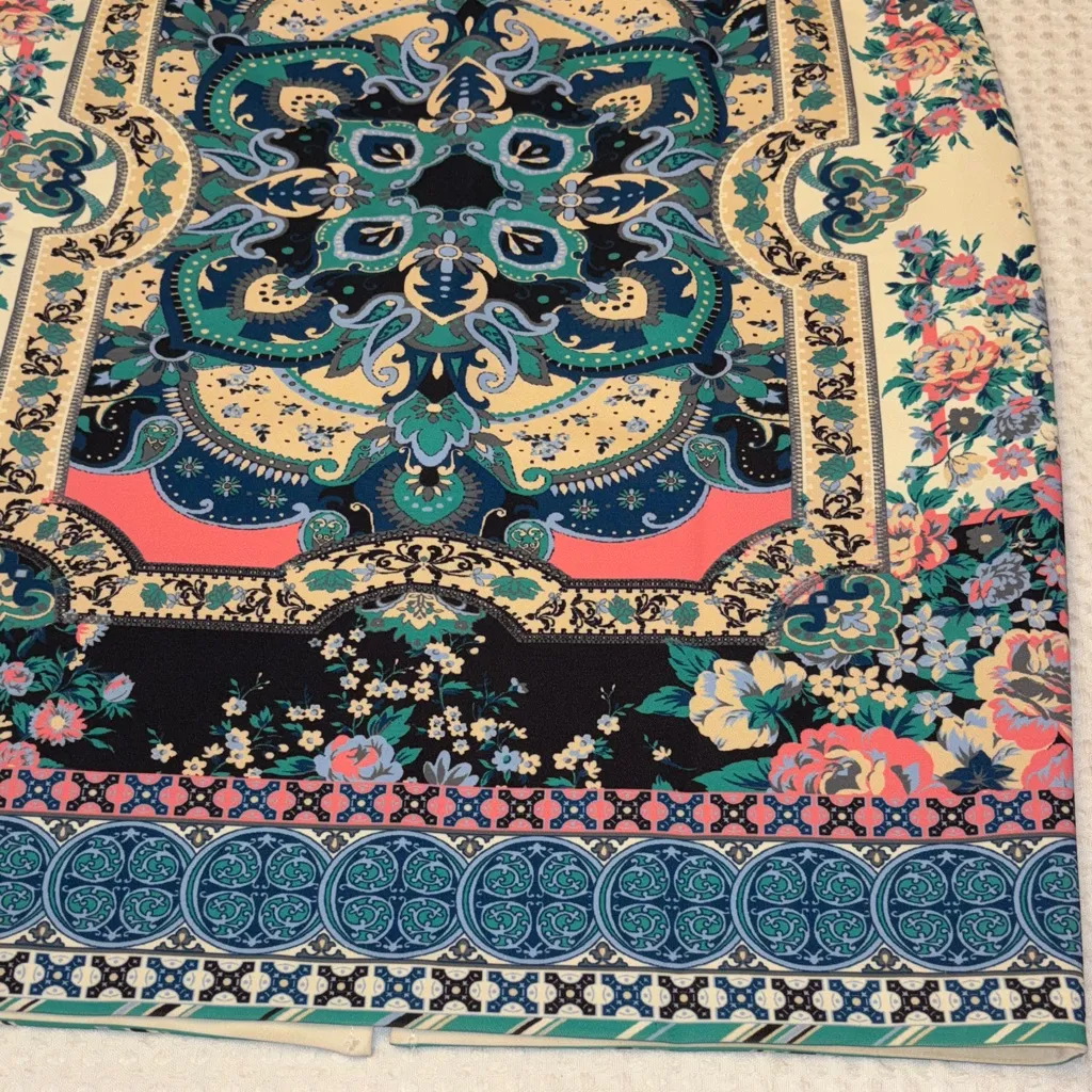 Champagne & Strawberry Floral Pencil Skirt Size Large Blue - Image 4