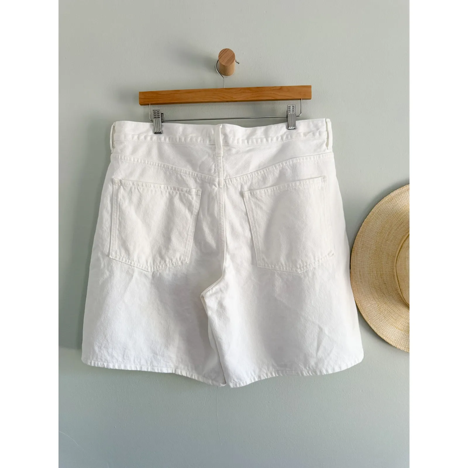 Madewell | NWT The 1997 Denim Bermuda Short in Pure White | Sz 32 - Image 6