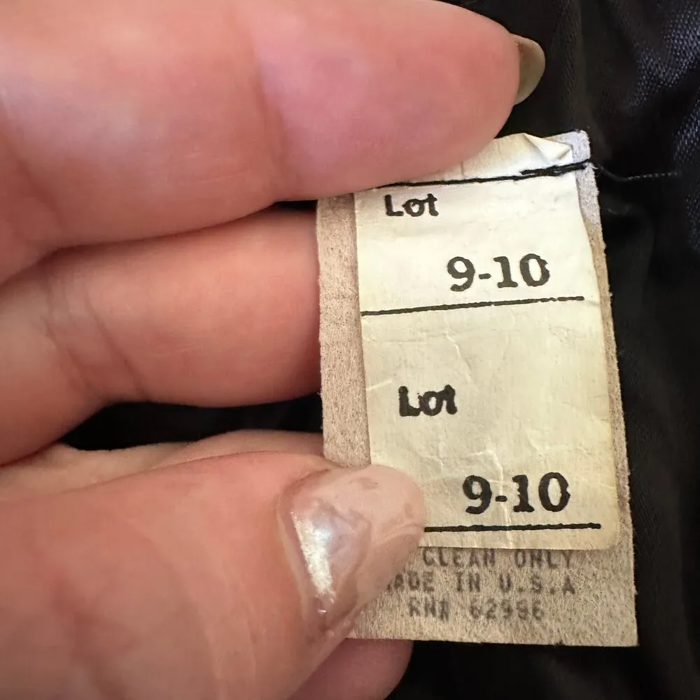 80s VINTAGE | Black Velvet Spaghetti Strap Mini Dress | Size 9/10 (Size Medium) - Image 7