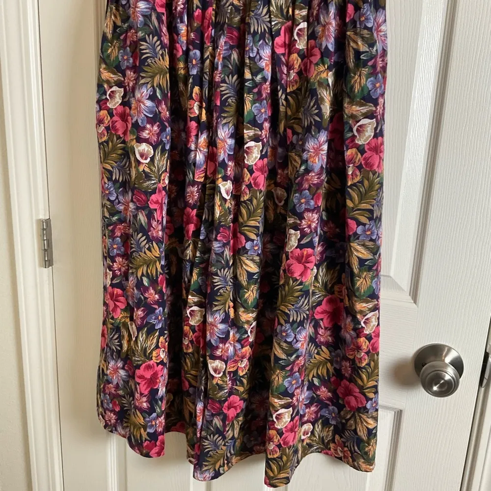 Liz sports Vintage 90s Midi Skirt Size8 Floral Pockets Colorful - Image 9