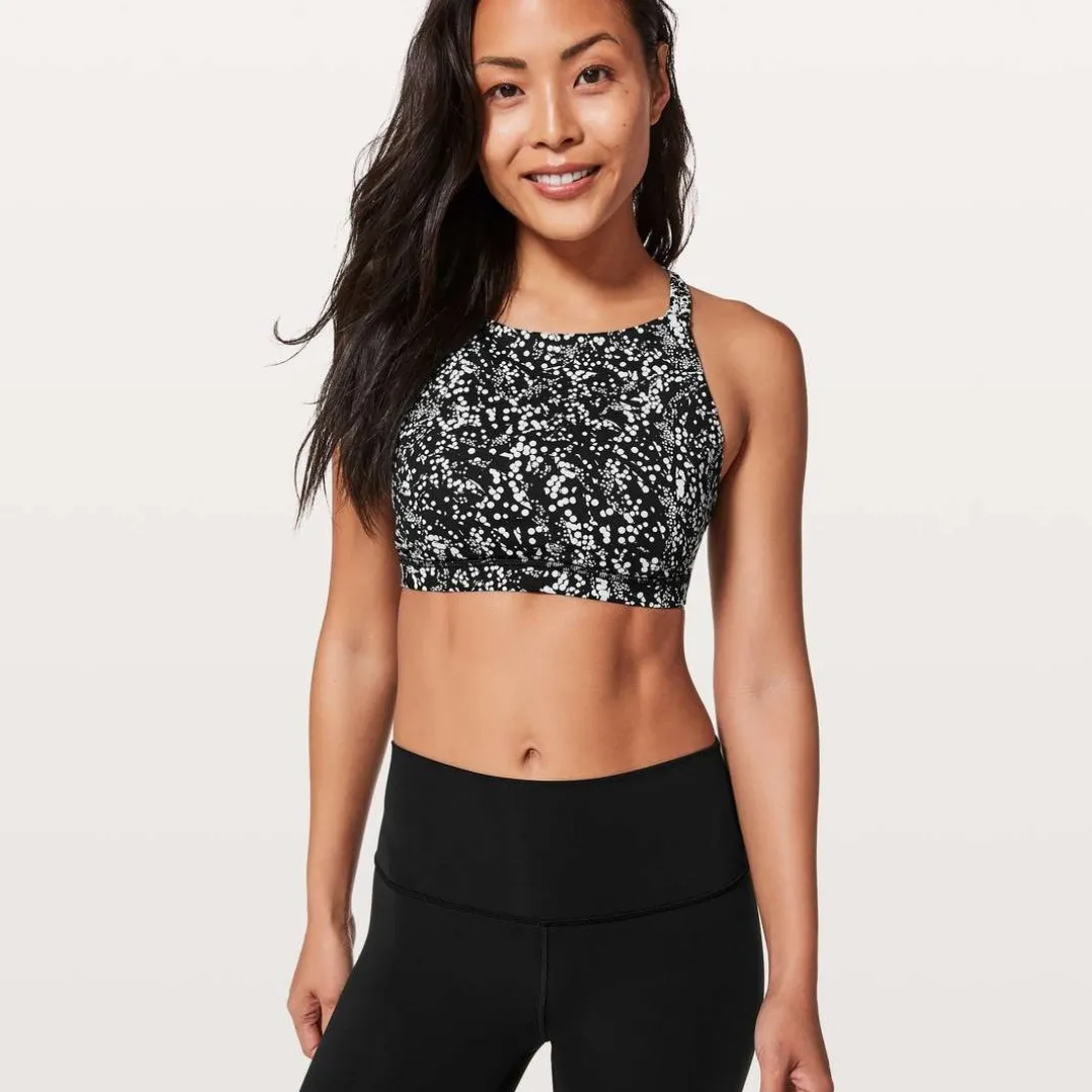 Lululemon | Slide With Me Sports Bra in Chirasu Black / Chirakasu Alpine White - Image 2