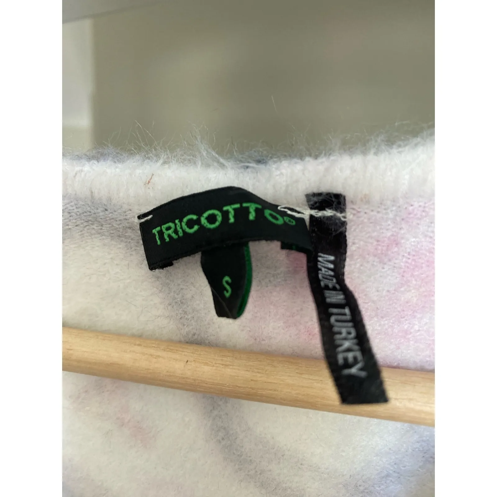 Tricotto Lipstick Pearls Heels AOP V - Image 5