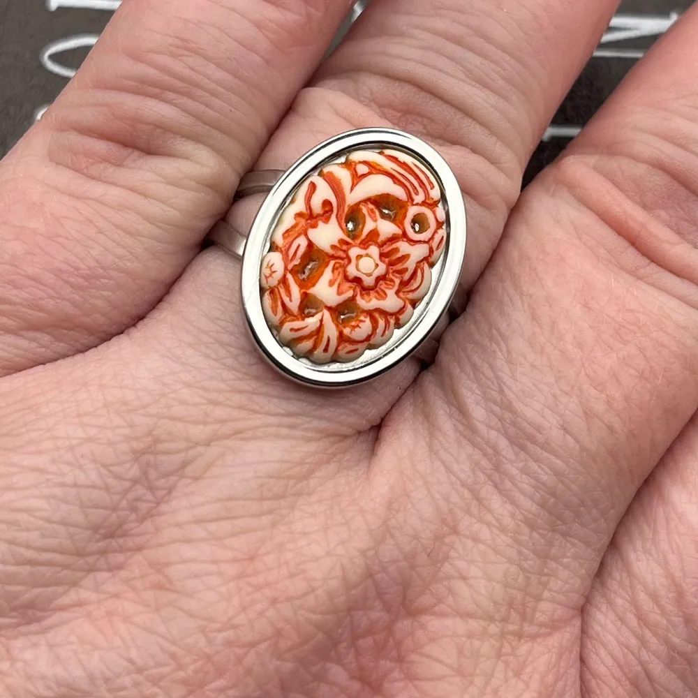 Vintage Coral Floral Cabochon Ring | Silver Stainless Steel Adjustable - Image 2