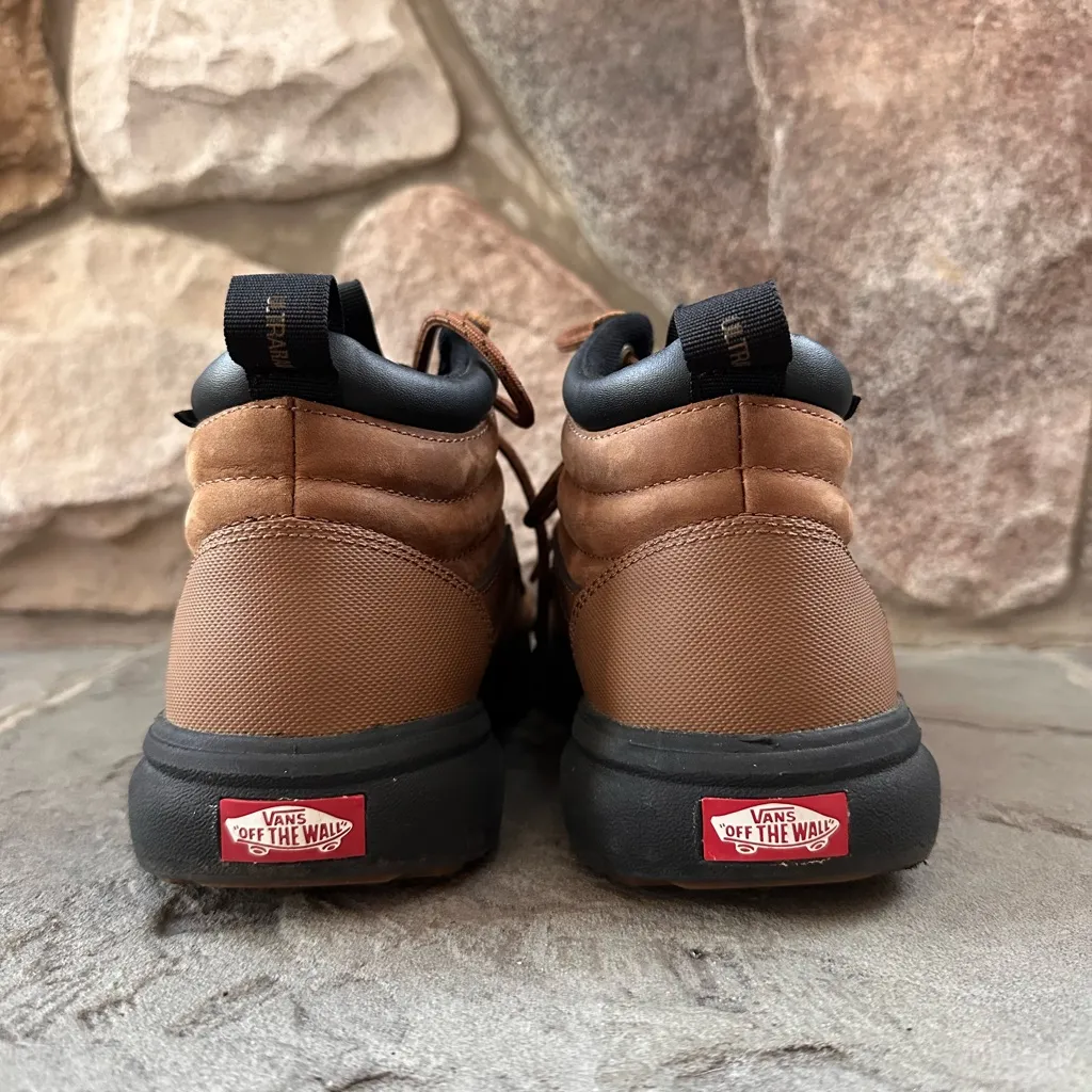 VANS ULTRARANGE HI
MTE DACHSHUND/BLACK UNISEX Leather Sneaker Boot Shoes - Image 6