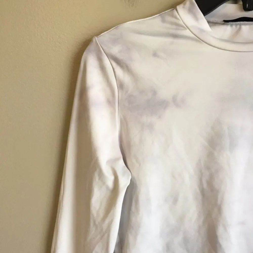 Shein medium long sleeved crop top - Image 3