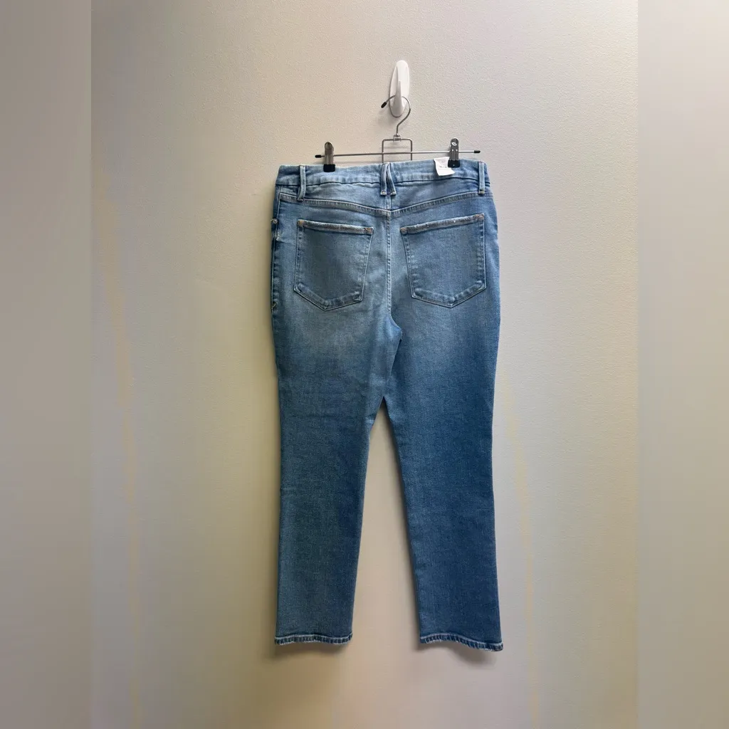 Good American Light Blue Straight Leg Jeans - Image 4